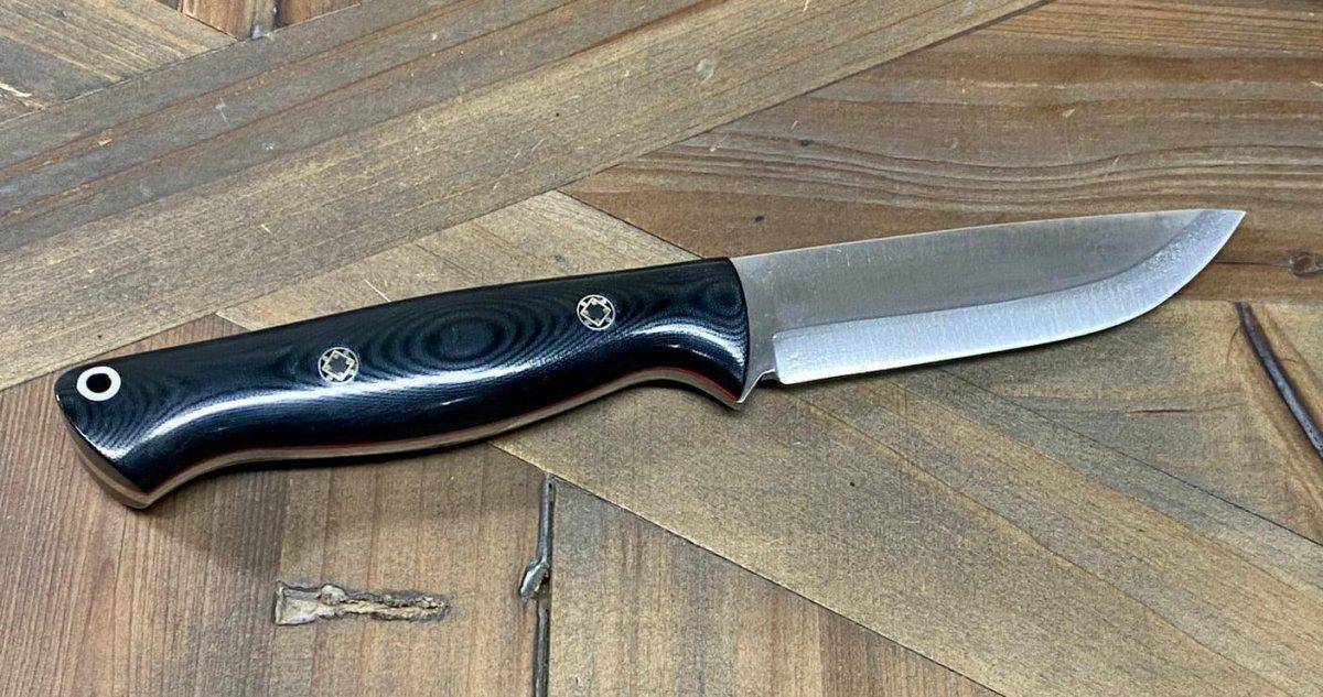 Bark River Gunny Scandi CPM 3V Black Linen Micarta, Red Liners, Mosaic Pins