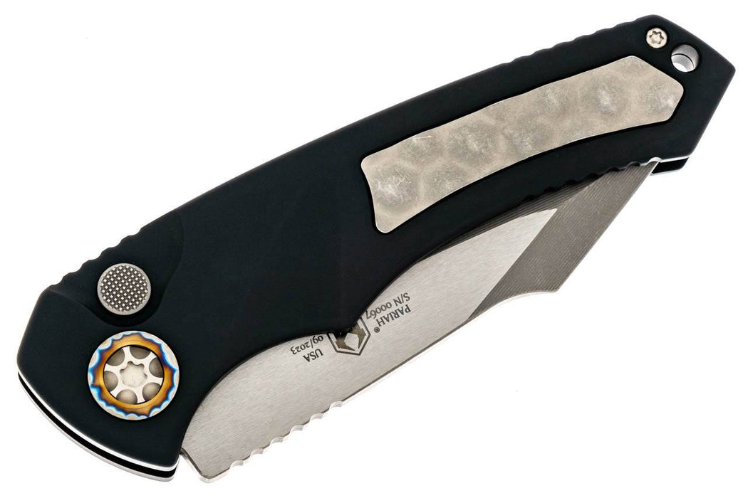 Heretic Auto Pariah H048-5A MagnaCut Black Handle Battleworn Single Edge Blade Flamed Pivot