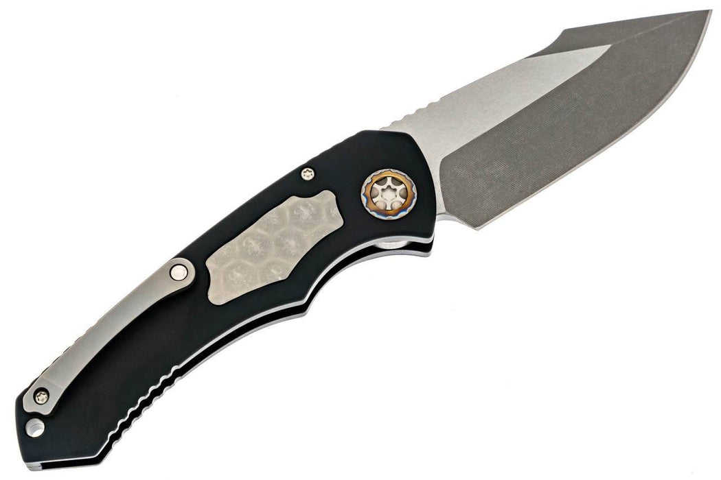 Heretic Auto Pariah H048-5A MagnaCut Black Handle Battleworn Single Edge Blade Flamed Pivot