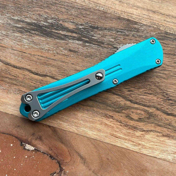 Heretic Knives Manticore S Bowie Turquoise Handle Stonewash Blade H022B-2A-TQ