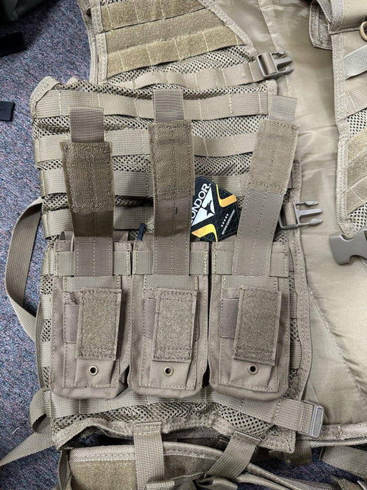 VISM PAL/Molle Modular Vest (W/ Condor Triple Kangaroo Mag Pouch) (Pre-Owned)