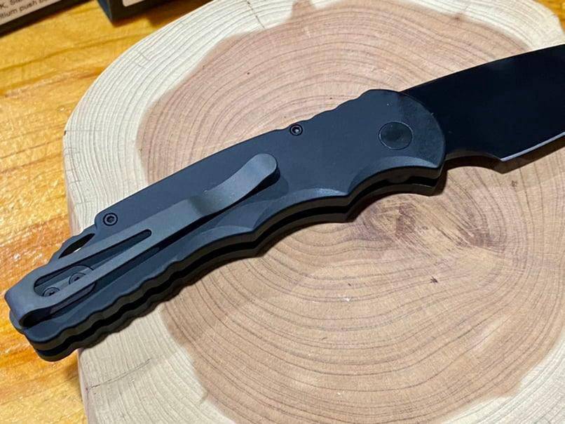 Protech TR-5 Operator Tactical Response Black S35VN Tritium